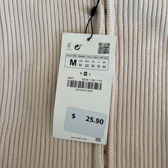 This is a Zara cream knit corset top in a size medium. - Picture 4 of 4